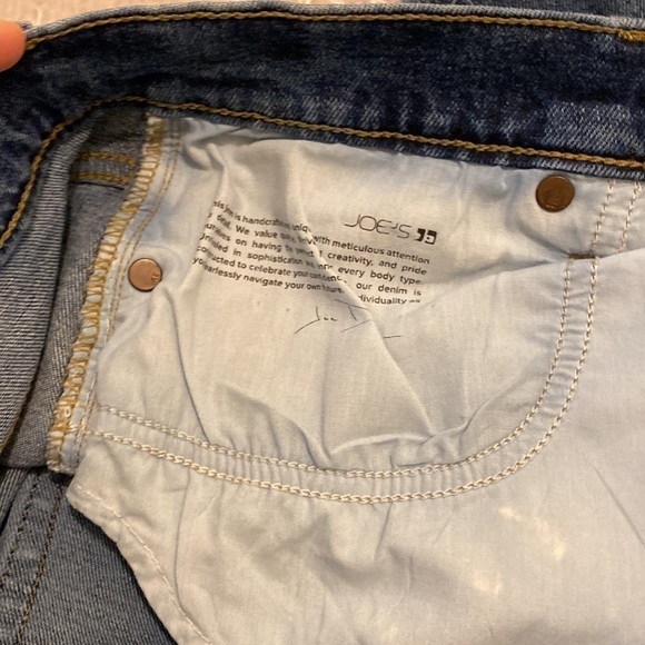 Joe’s jeans denim blue shorts. Size 30 - Picture 5 of 11